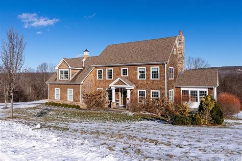 southbury ct real estate for sale.